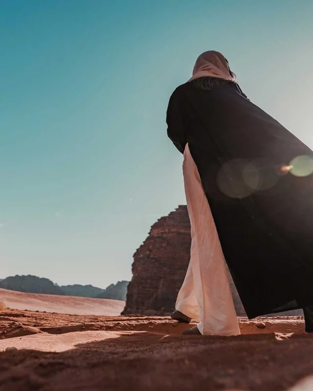 neom-UuzkCF-jmPY-unsplash